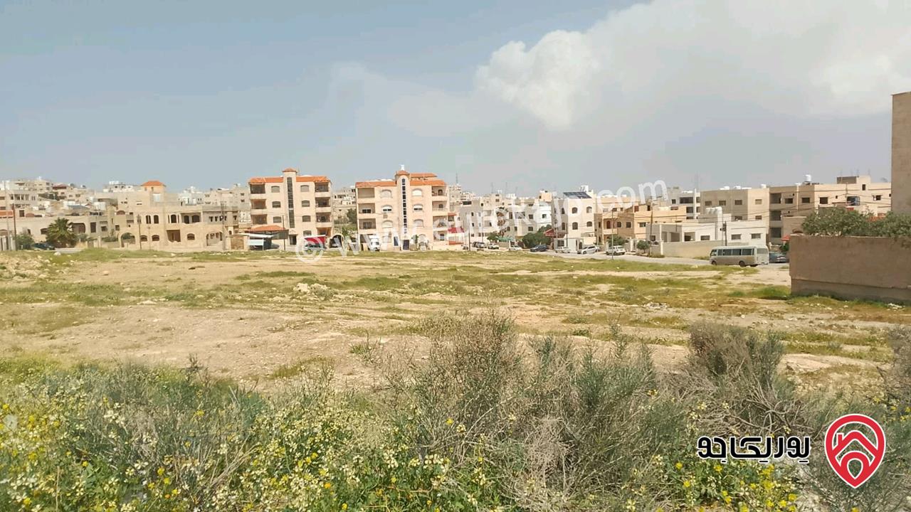 قطعة ارض مساحة 1 دونم و 100م للبيع من الملك مباشرة في الزرقاء - البتراوي الجنوبي 