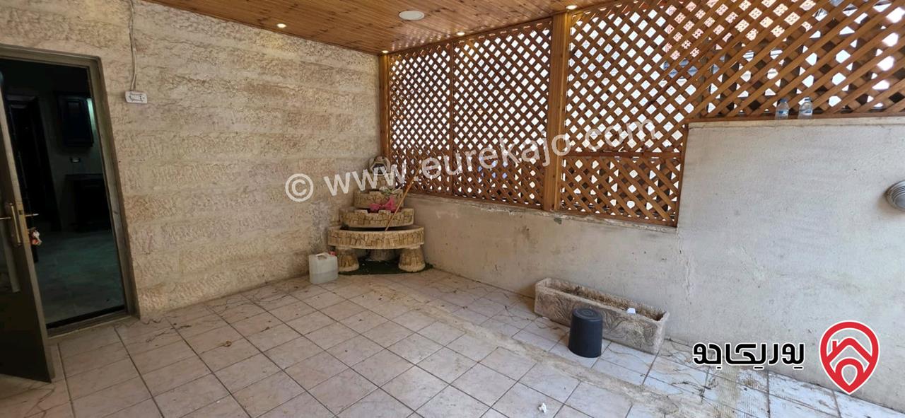 شقة فاخرة طابقية مساحة 224م شبه ارضية على منسوب للبيع في عمان - طبربور  