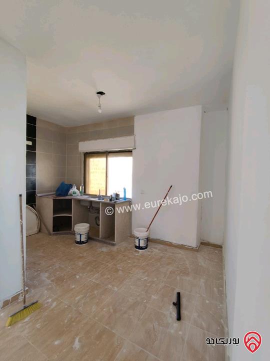 شقة مساحة 115م وروف مساحة 115م للبيع في عمان - ماركا الجنوبية حي الربوة