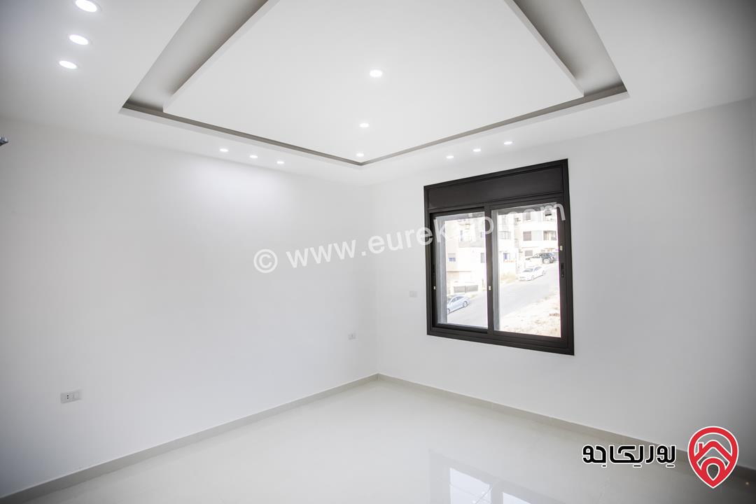 شقة مساحة 180م مع روف 50م للبيع في عمان - ابو علندا الجديدة من المالك كاش او اقساط 