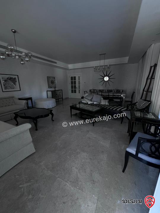 شقة ارضية مفروشة مساحة 250م للايجار في عمان - ام اذينة