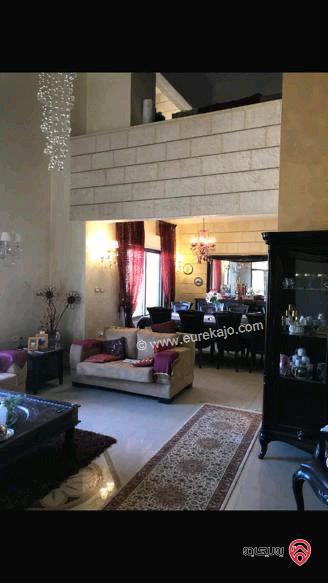 فيلا مساحة 600م للبيع في عمان - قرب مدارس الشويفات ونادي الجواد العربي