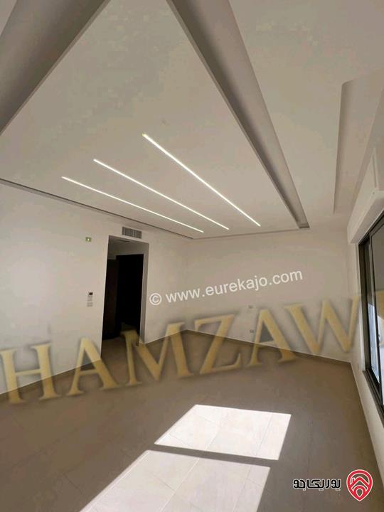 شقة سوبر ديلوكس طابق ثاني مساحة 310م للايجار في عمان - ام اذينة