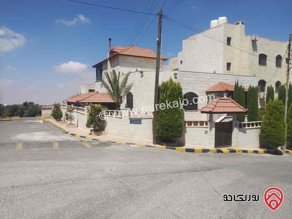 فيلا مساحة 320م على أرض 567م للبيع في عمان - مرج الحمام حي الجماعين 