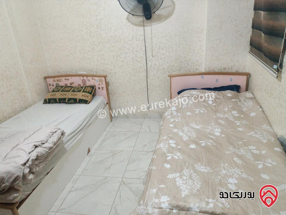 شقة مفروشة أرضية مساحة 65م للايجار في اربد 