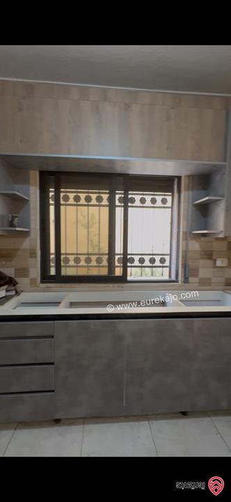 شقة طابق ارضي مساحة 120م للبيع في عمان - ابو علندا