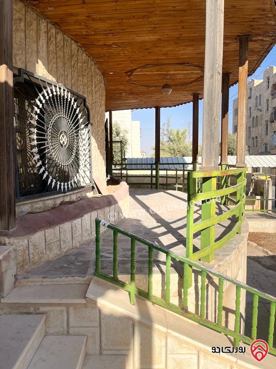 ڤيلا مساحة 350م على أرض 1 دونم للبيع في الزرقاء الجديدة