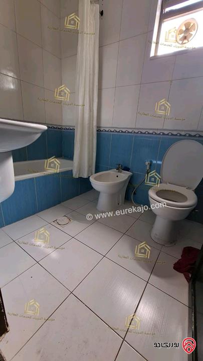 شقة فارغة طابق ثالث مساحة 110م للإيجار في عمان - تلاع العلي 