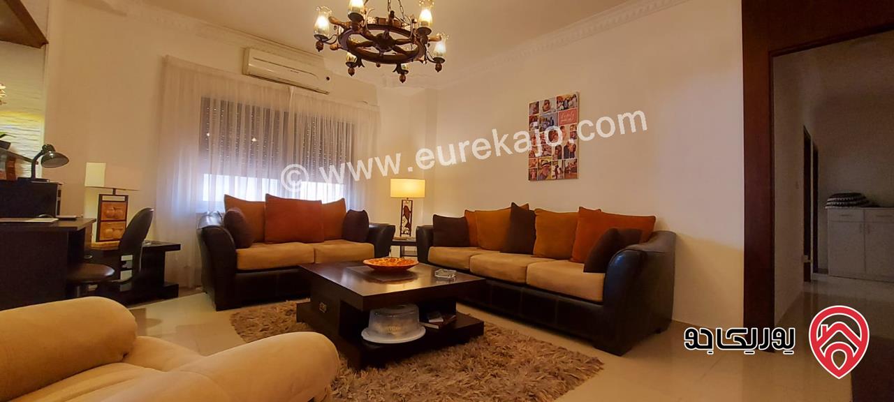 شقة مميزة طابق ثاني مساحة 192م للبيع في عمان - تلاع العلي