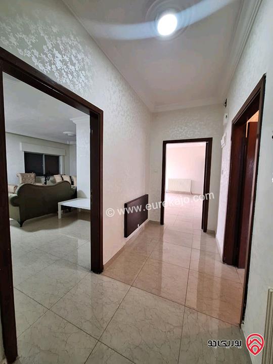 شقة مساحة 185م طابق ثاني للبيع في صويلح إسكان المهندسين