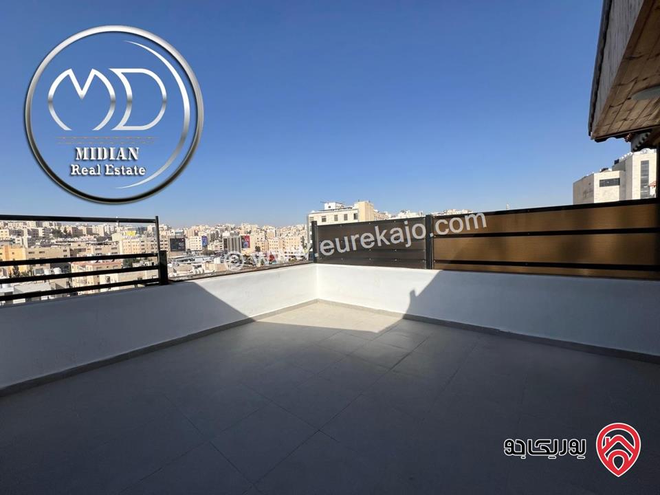 شقة مميزة للبيع طابق أخير مع روف في عمان - خلدا مساحة 340م مع تراسات تشطيبات و ديكورات فاخرة اطلالة رائعة بسعر مغري جداً