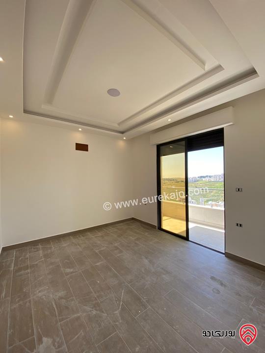 شقة سوبر ديلوكس طابق أول 185م للبيع في عمان - طريق المطار