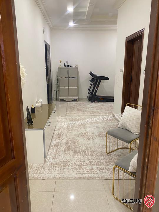 شقة طابق أول مساحة 125م للبيع في اربد - الحي الشرقي (خلف نادي الضباط) 