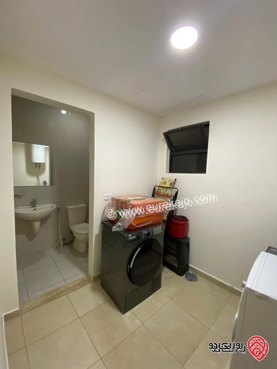 شقة طابق شبه ارضي مساحة 200م داخلي و 70م خارجي للبيع مفروشة في عمان - عبدون