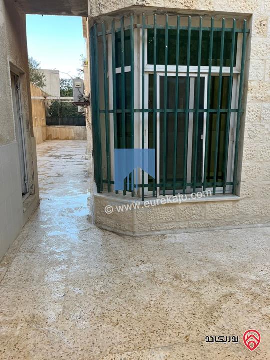 شقة شبه أرضية مساحة 143م داخلي مع ترسات 100م للبيع في عمان - عرقوب خلدا