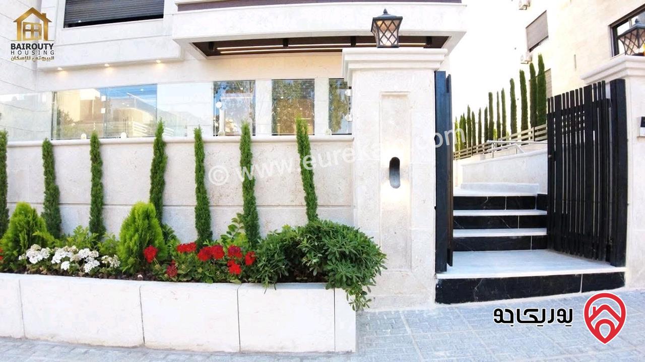 شقة أرضية مساحة 185م داخلي و 50م خارجي للبيع في عمان - ضاحية النخيل