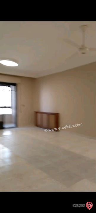 شقة مساحة 133م طابق أول للبيع في عمان - الشميساني