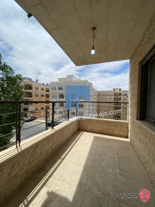 شقة طابق اول 180م تشطيب سوبر ديلوكس للبيع في عمان - الرابية