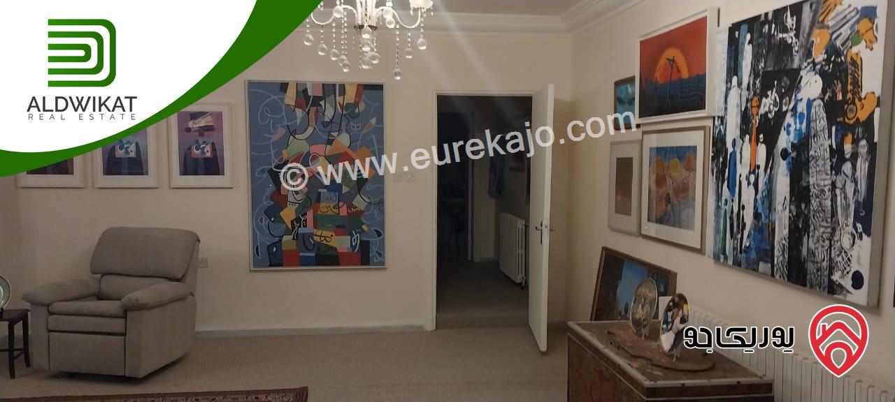 فيلا مستقلة للبيع في عمان - دابوق مساحة البناء 900م ، الارض 1580م ،الحديقة 800م والترس 400م