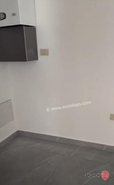 آخر شقتين شبه أرضية 172م وأرضية 170م للبيع في عمان – أم أذينة