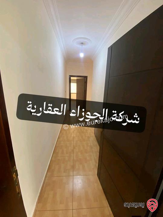 شقة ارضية مساحة 140م مع ترس وكراج خاص فارغة للايجار في عمان - الياسمين 