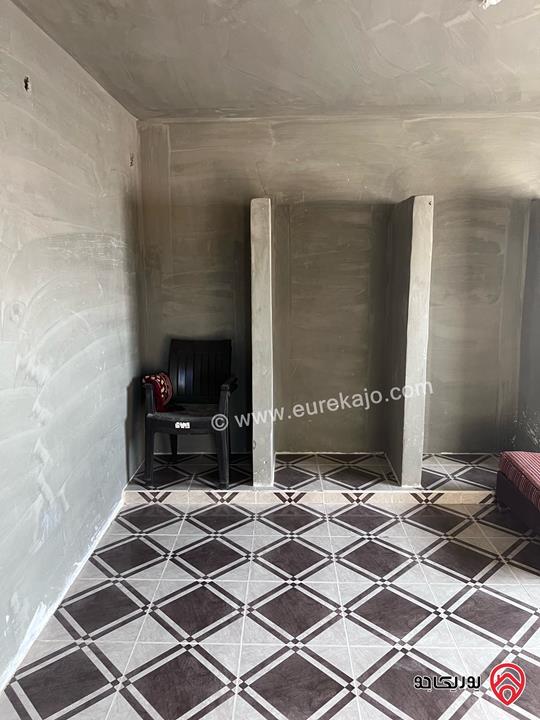 منزل مستقل 3 طوابق على أرض 700م للبيع في المفرق