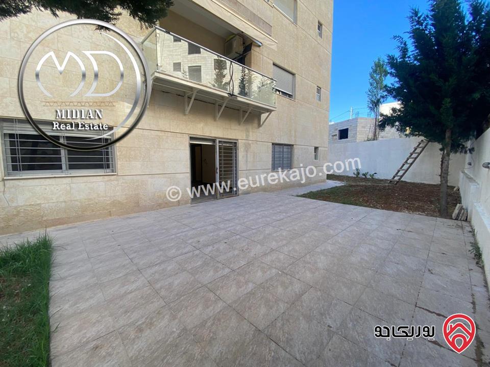 شقة ارضية فارغة للايجار في عمان - ام السماق مساحة 165م مع ترس و حديقة 130م تشطيبات و ديكورات سوبر ديلوكس جديدة لم تسكن بسعر مميز