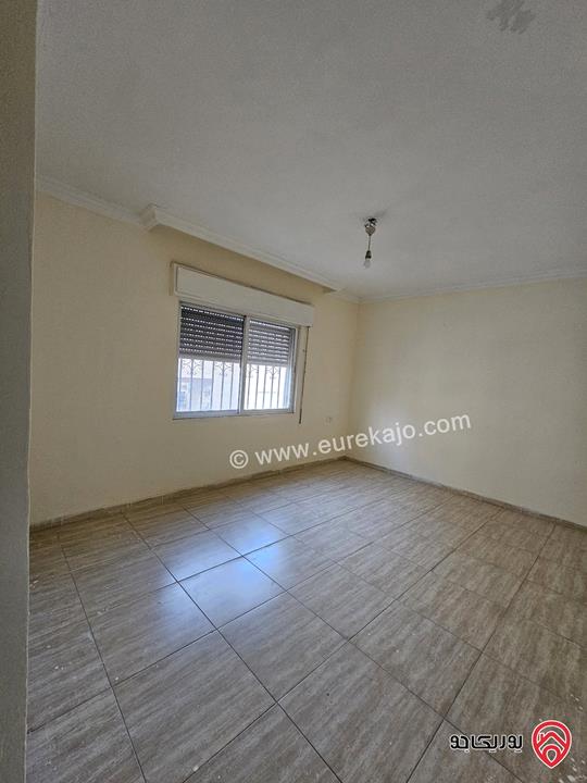 شقة طابق ثالث مساحة 137م للبيع في عمان - طبربور