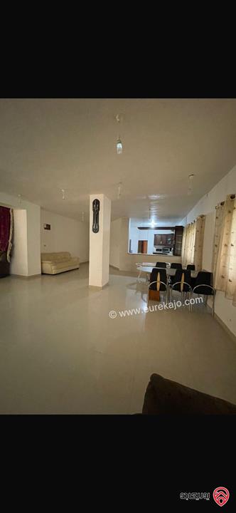 مزرعة مساحة الأرض 10 دونم والبناء 500م للبيع في عمان - منطقة وادي السير البصة ام الخنازير 