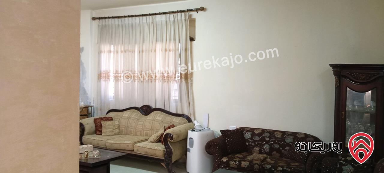 بيت شبه فيلا مساحة 247م على ارض 508م للبيع في عمان - البيضاء 
