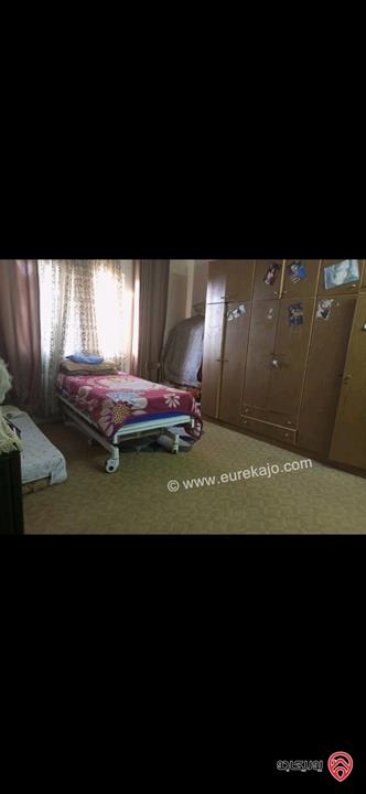 بناية سكنية على أرض 540م للبيع في اربد - الحي الجنوبي