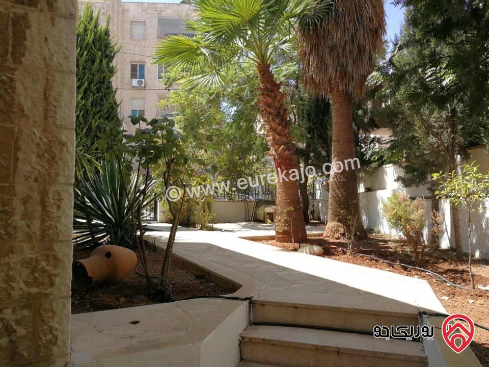 فيلا مساحة 360م على ارض 800م للإيجار في عمان - دير غبار 