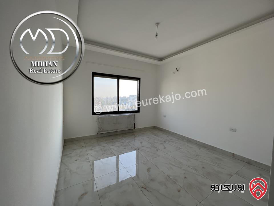 شقة دوبلكس جديدة طابق أخير مع روف للبيع في عمان - الصويفية مساحة 200م مع تراسات تشطيبات سوبر ديلوكس بسعر مميز