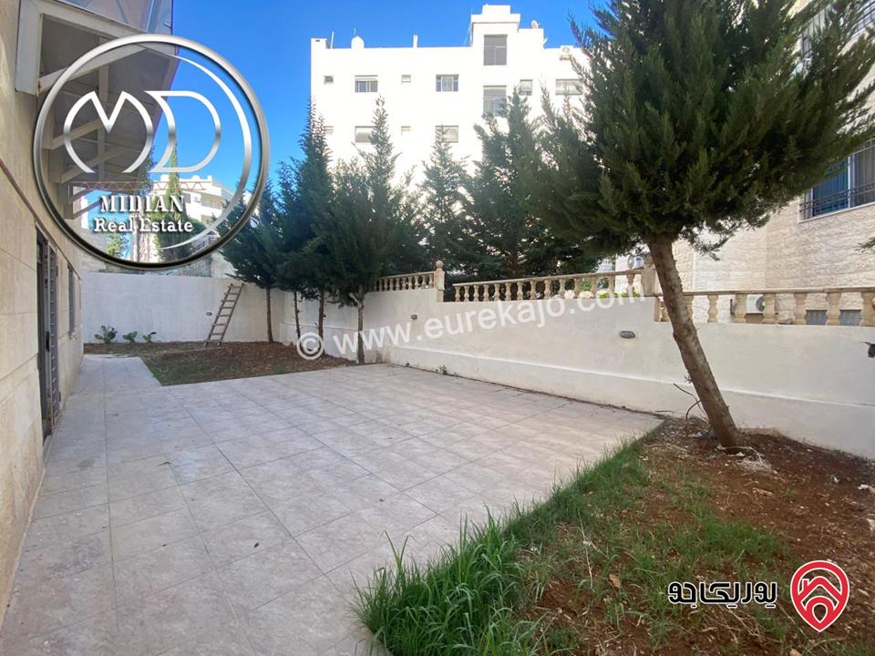 شقة ارضية فارغة للايجار في عمان - ام السماق مساحة 165م مع ترس و حديقة 130م تشطيبات و ديكورات سوبر ديلوكس جديدة لم تسكن بسعر مميز