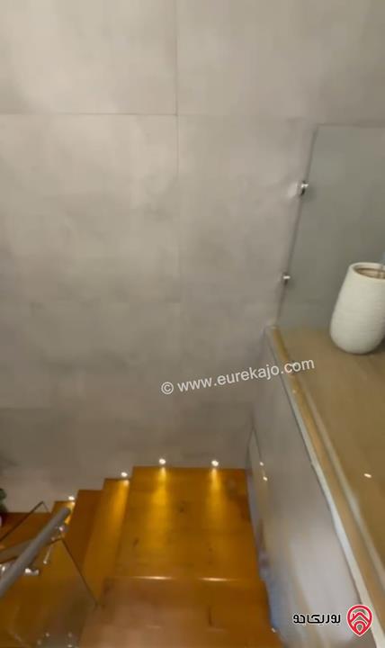 شقة طابق ثالث دوبلكس مساحة 230م للبيع مفروشة في عمان - دير غبار 