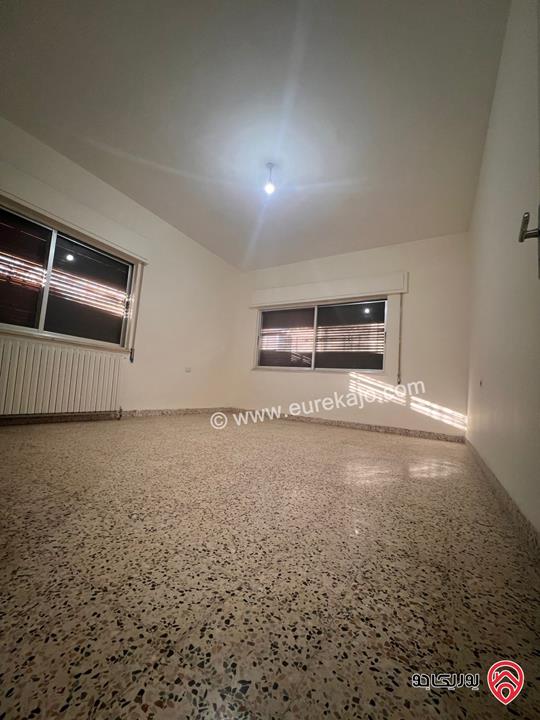 شقة طابق ثاني مساحة 150م للايجار في عمان - السابع