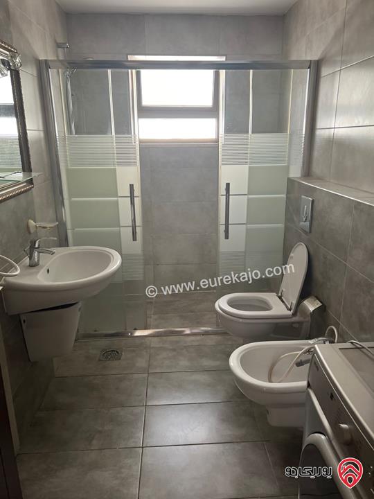 شقة طابق أول مساحة 220م للبيع في عمان - عبدون