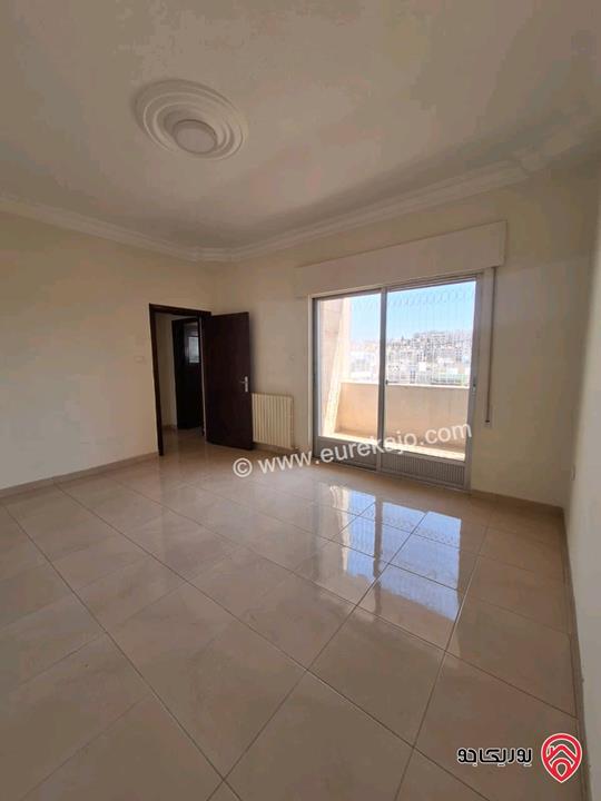 شقة مساحة 185م طابق ثاني للبيع في صويلح إسكان المهندسين