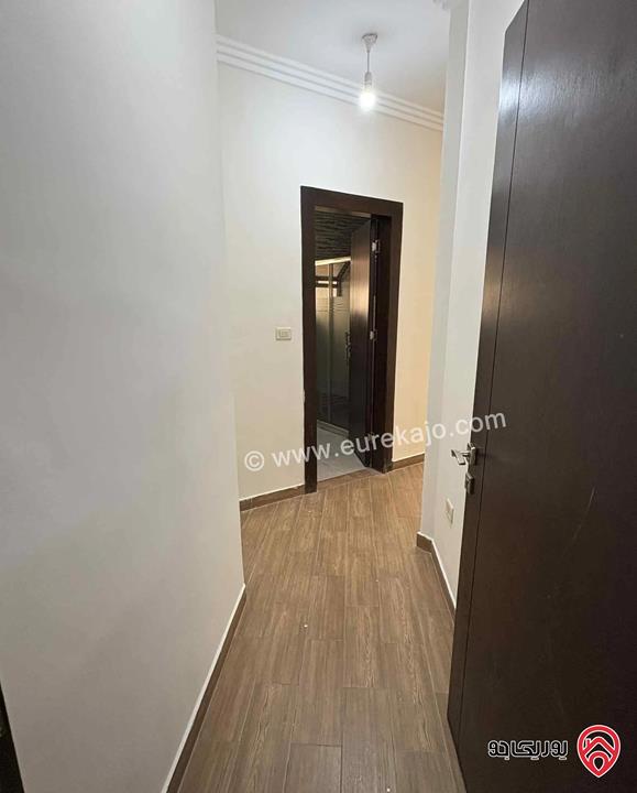 شقة أرضية مساحة 150م داخلي و 150م خارجي للبيع في عمان - حي الصحابة