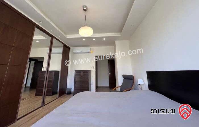 شقة فخمة مساحة 220م طابق أول للايجار مفروشة في عمان - الدوار الرابع 