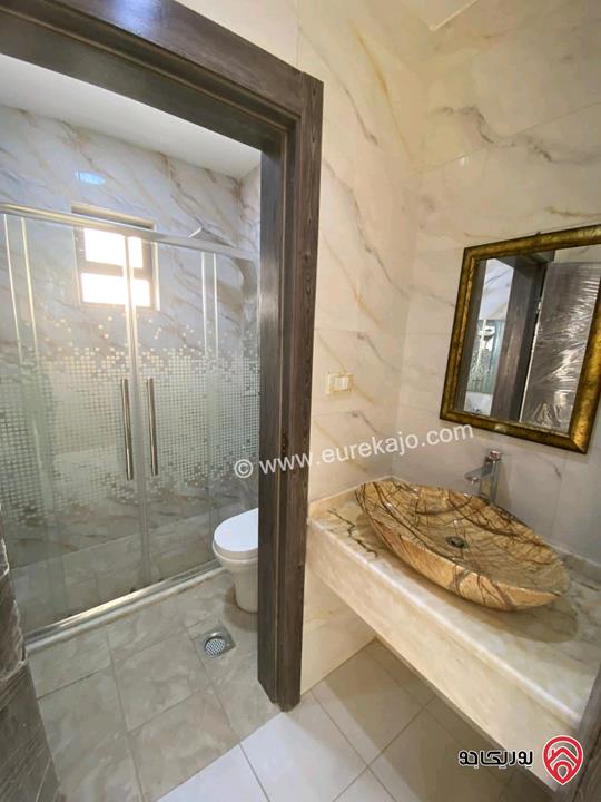 شقة طابق ثالث دوبلكس مساحة 198م للبيع في عمان - ابو نصير