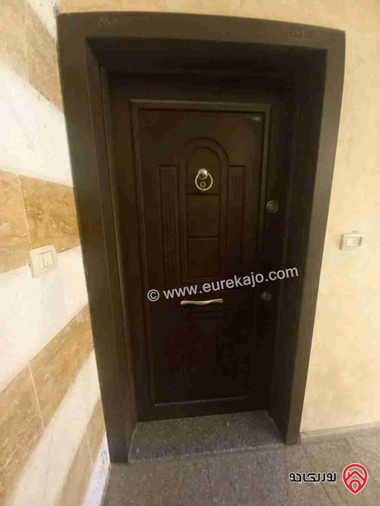 شقة طابق اول مساحة 255م للبيع في عمان - تلاع العلي