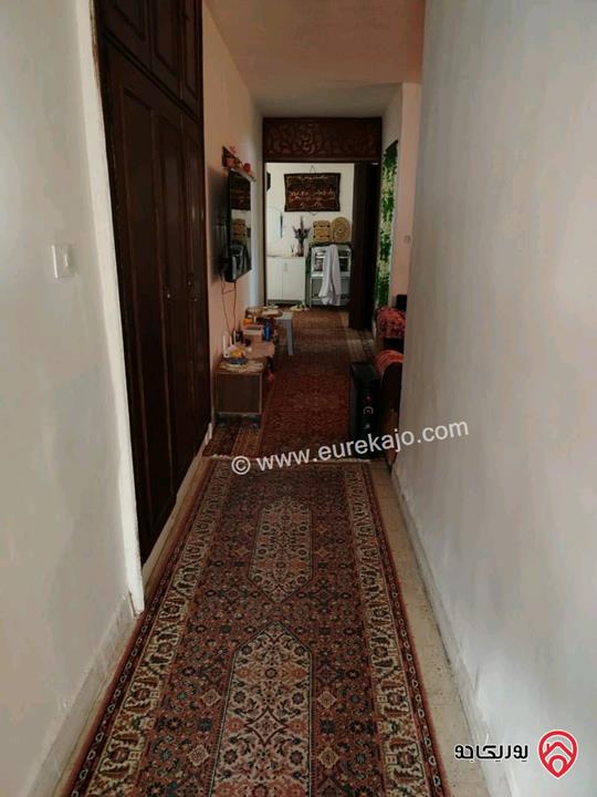 شقة طابق ثالث مساحة 177م للبيع في عمان - ام أذينة