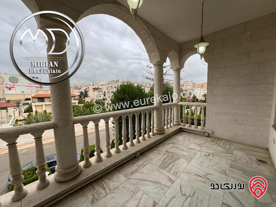 فيلا مستقلة فارغة أو مفروشة للايجار في عمان - ام السماق مساحة 750م مع تراسات و حدائق تصلح تجاري أو روضة أو حضانة