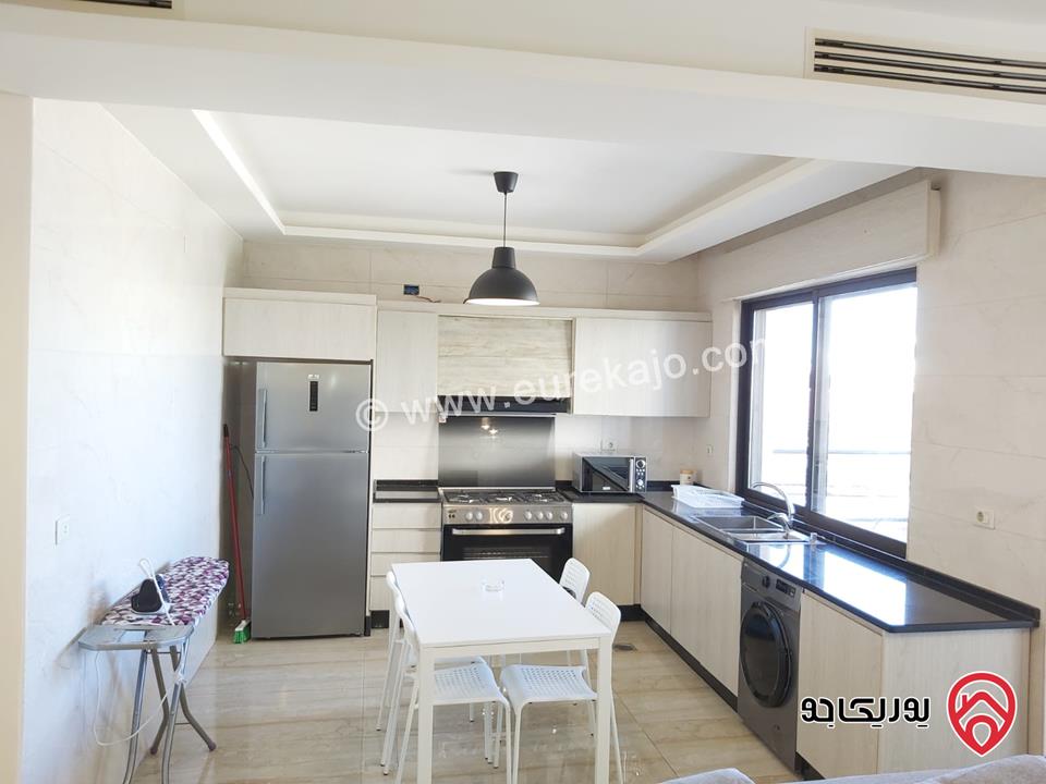 شقة فاخرة مفروشة طابق ثالث مساحة 140م للايجار في عمان - تلاع العلي