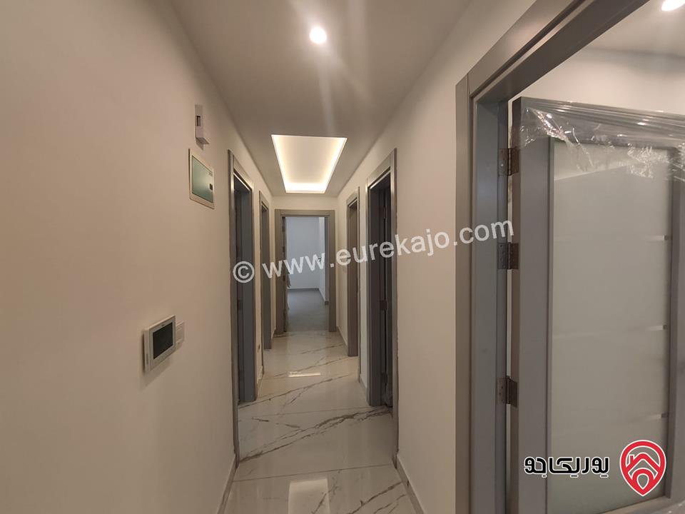 شقة شبه أرضية مساحة 205م داخلي و 150م خارجي للبيع في عمان - الصويفية  	 