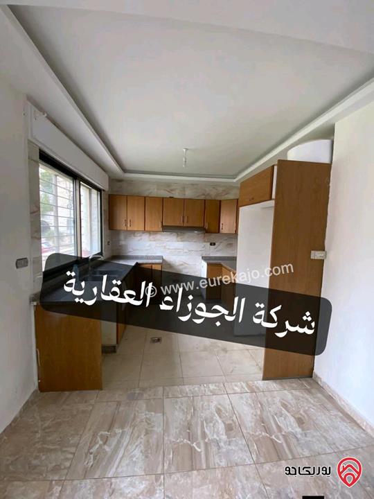 شقة ارضية مساحة 140م مع ترس وكراج خاص فارغة للايجار في عمان - الياسمين 