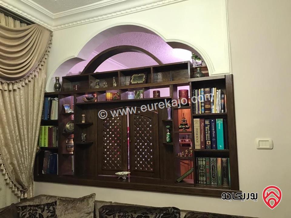 شقة ارضية مع حديقة مساحة 215م للبيع في عمان - الجبيهة