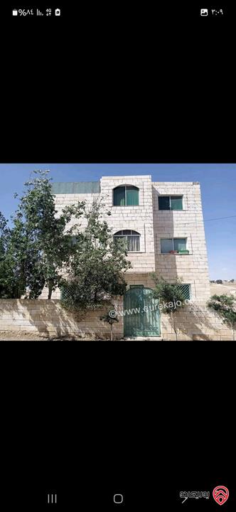 عمارة 4 شقق على أرض 505م للبيع في عمان - ماركا الجنوبية اسكان الصالحية العابد
