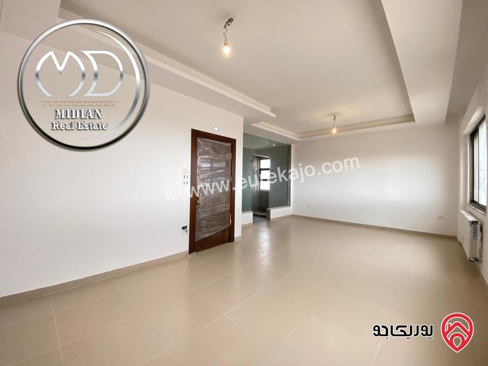 شقة جديدة للبيع في عمان - خلدا العوجانية طابق ثالث مع روف مساحة 225م تشطيبات و ديكورات سوبر ديلوكس اطلالة رائعة